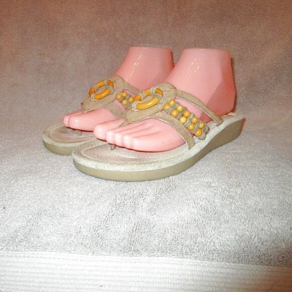 Earth BEADED Logan LEATHER Gelron Size 7.5 SANDALS Flip THONG Comfort CUSHION - Picture 3 of 12